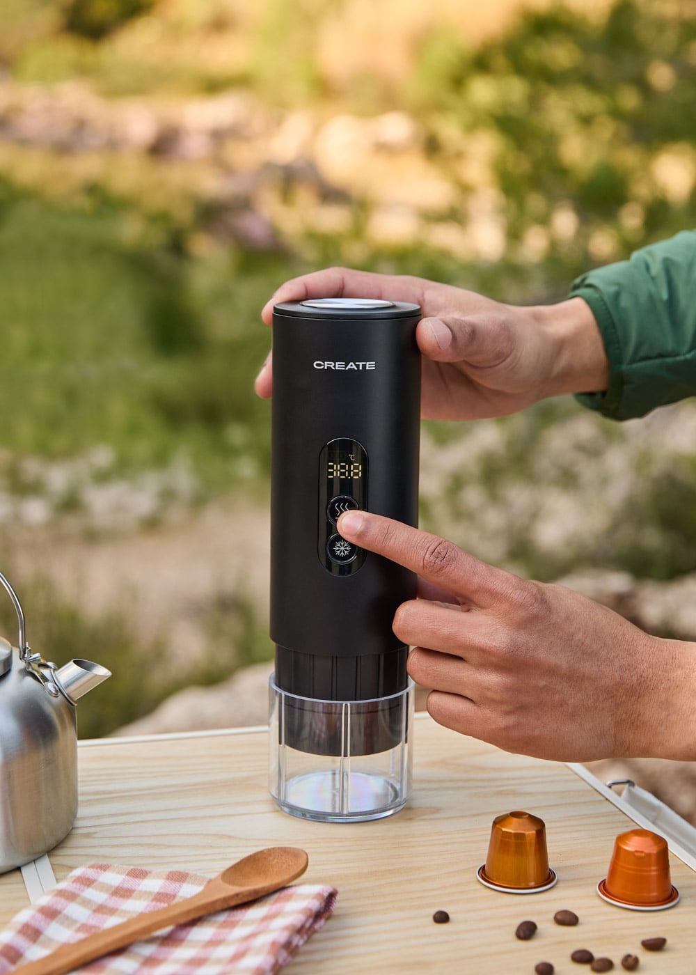 CREATE - THERA MOVE - Cafetière espresso portable 15 bars pour capsules et café moulu- Noir - 4