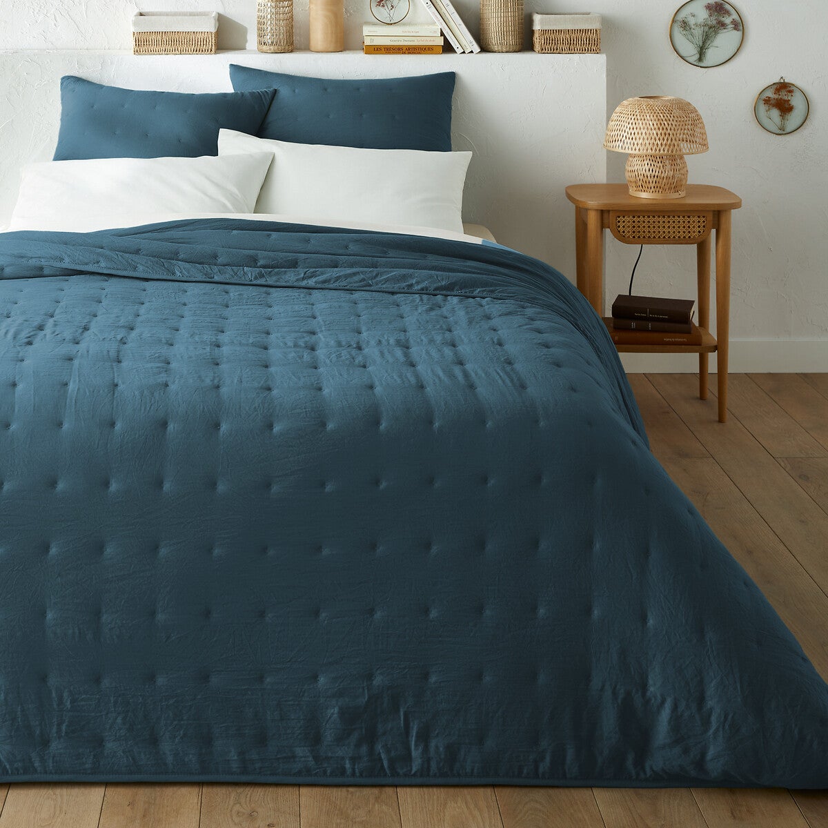 Boutis Bérangère 240x240 Cm En Coton Bleu Ciel – Neuf Sous Emballage