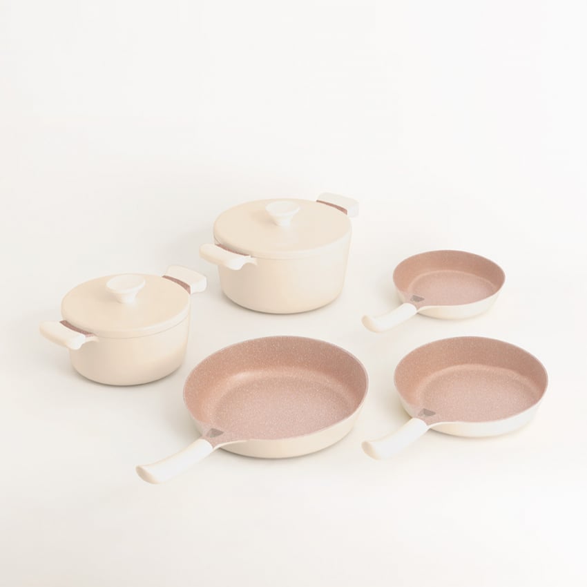 Batterie de cuisine 2 cocottes POT STUDIO et 3 poêles PAN STUDIO en fonte d'aluminium et