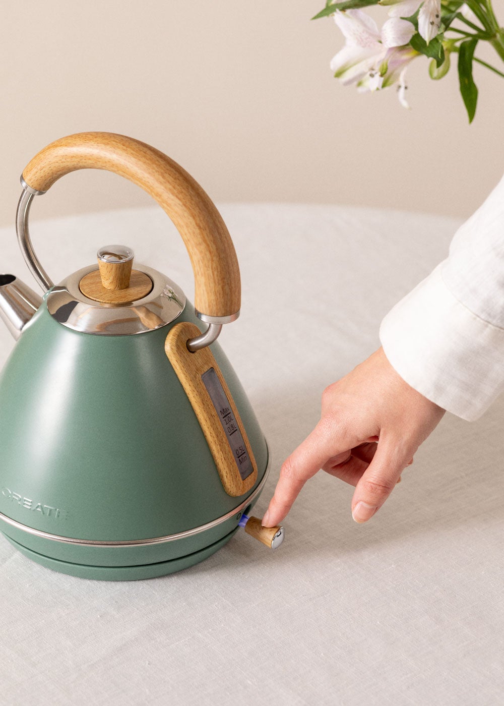 CREATE - KETTLE RETRO - Bouilloire électrique - Vert sauge - 3