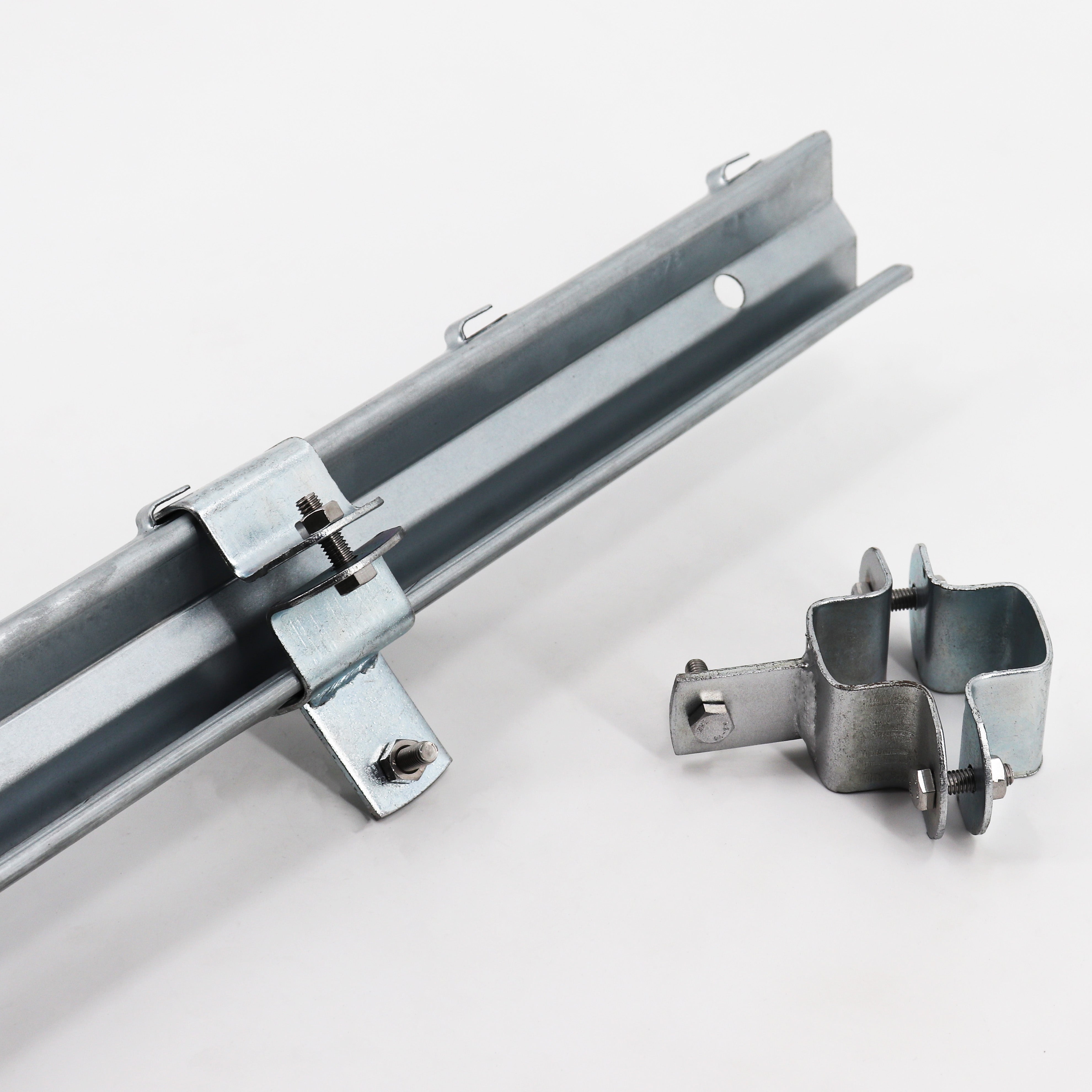 1 collier de serrage pour poteau à profil en Z clôture de protection contre la faune sauvage, clôture forestière, grillage noué, clôture de pâturage - 3