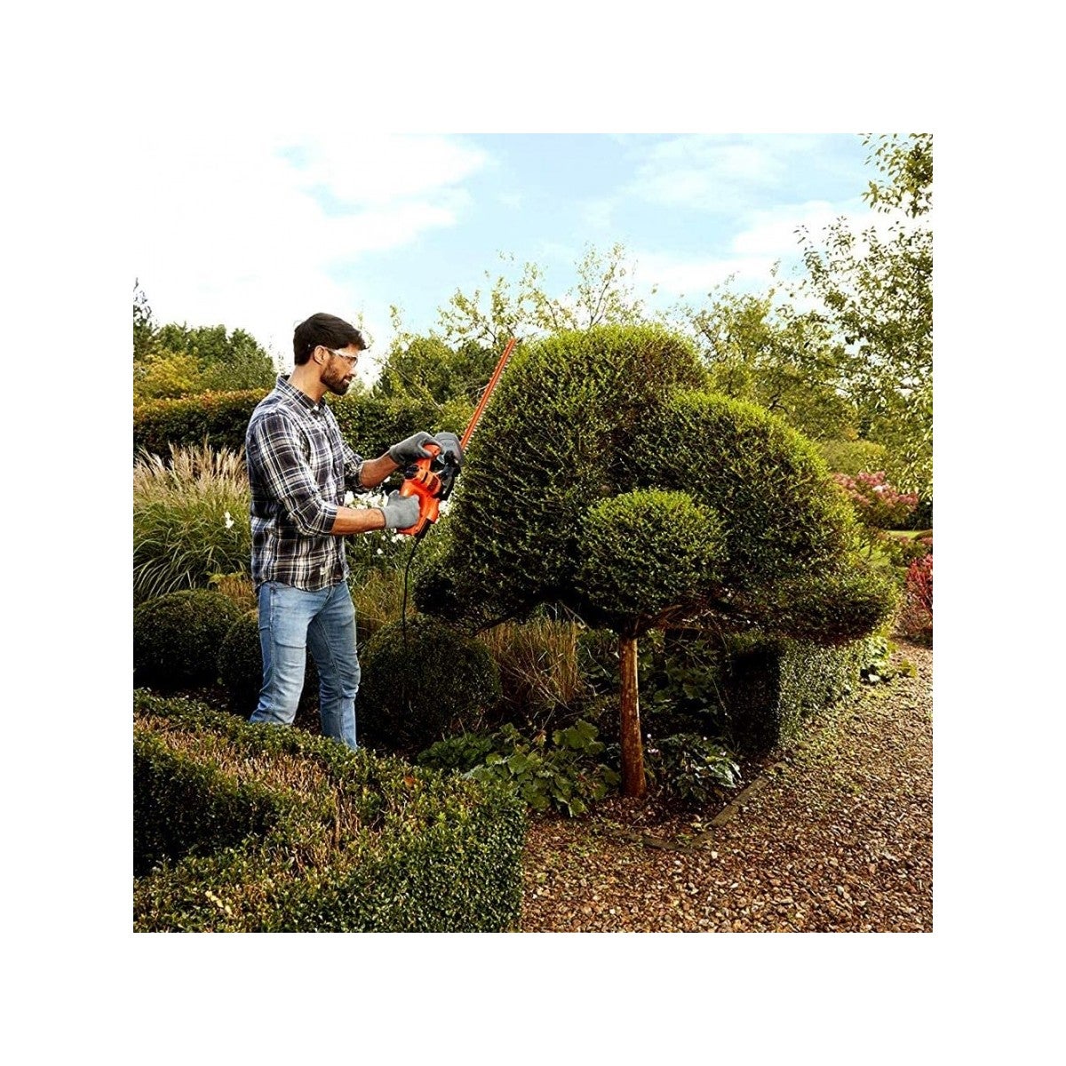 Taille-haie électrique Black & Decker 420 W, lame de 45 cm, capacité de 16 mm, compact - 4