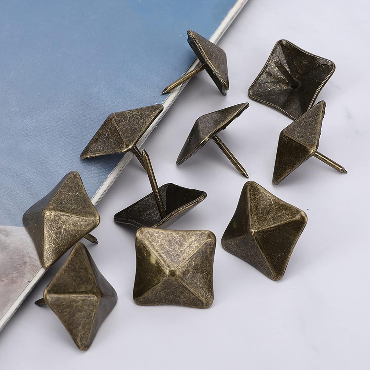 50 (19x19x20mm) clous de tapissier, clous décoratifs en laiton, clous de tapissier vintage pour meubles, canapés, fauteuils, lits et chaises - 3