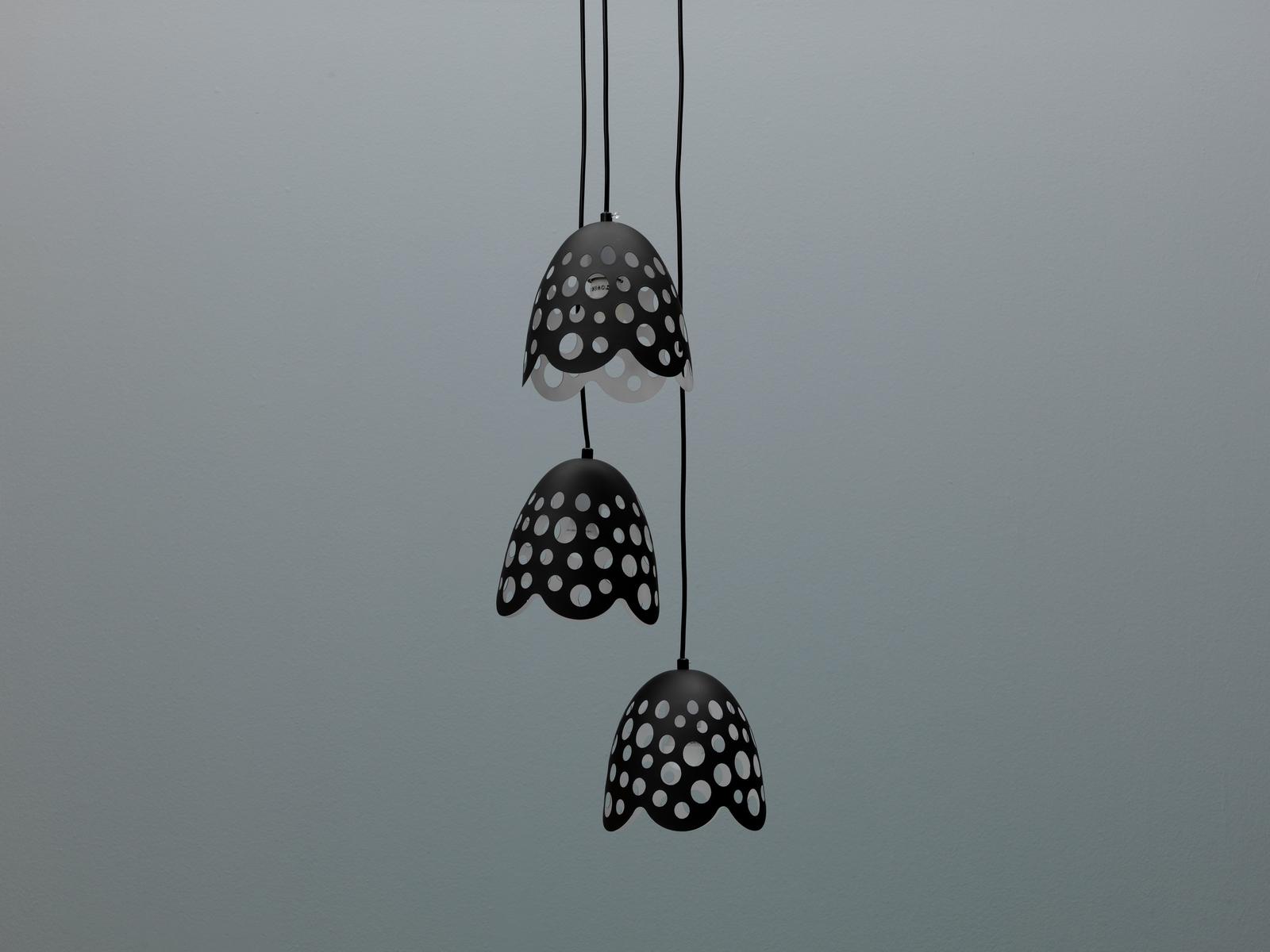 Bells - Czarna metalowa lampa wisząca