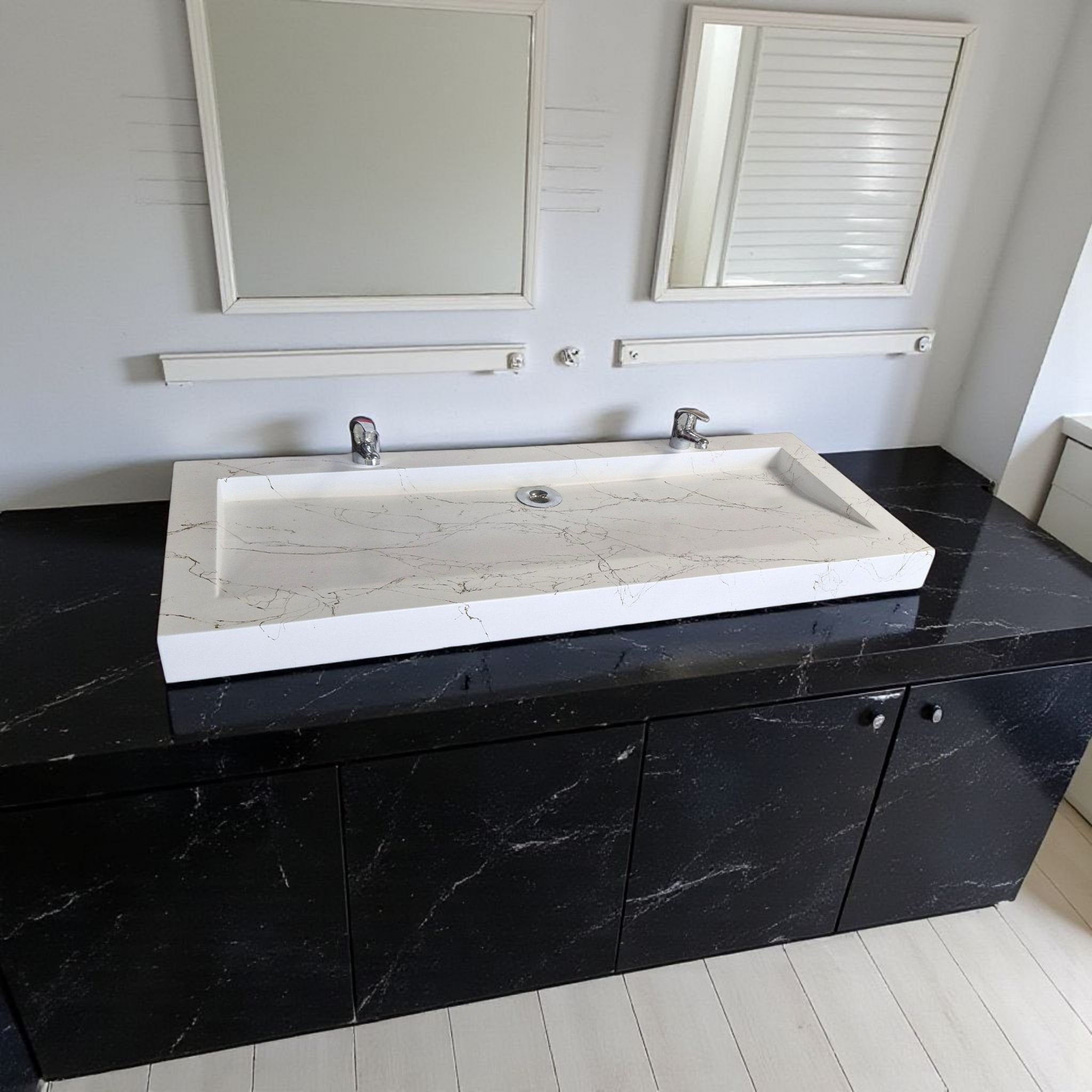 Plan double vasque Blanc effet marbre doré 100x47x8 édition céleste en béton fibré cimenté , fabriqué artisanalement en France par Gakeal - 2