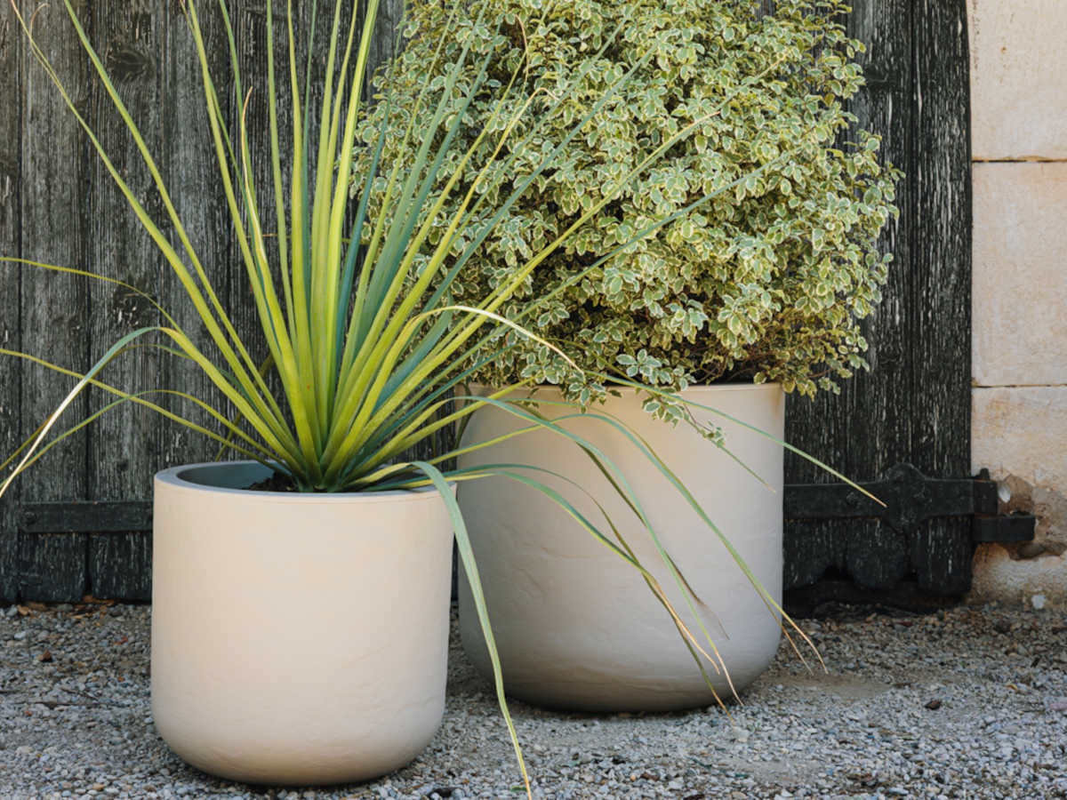 Pot de fleur rond EDA Volcania Up beige calcaire imitation pierre 40 cm 32,5 L - 2