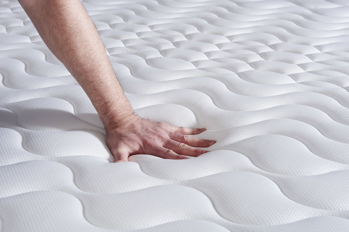 Ensemble matelas 140 x 200 cm Actilatex night - Latex et mémoire de forme - Ep : 20 cm - Très ferme - sommier kit Blanc - 5