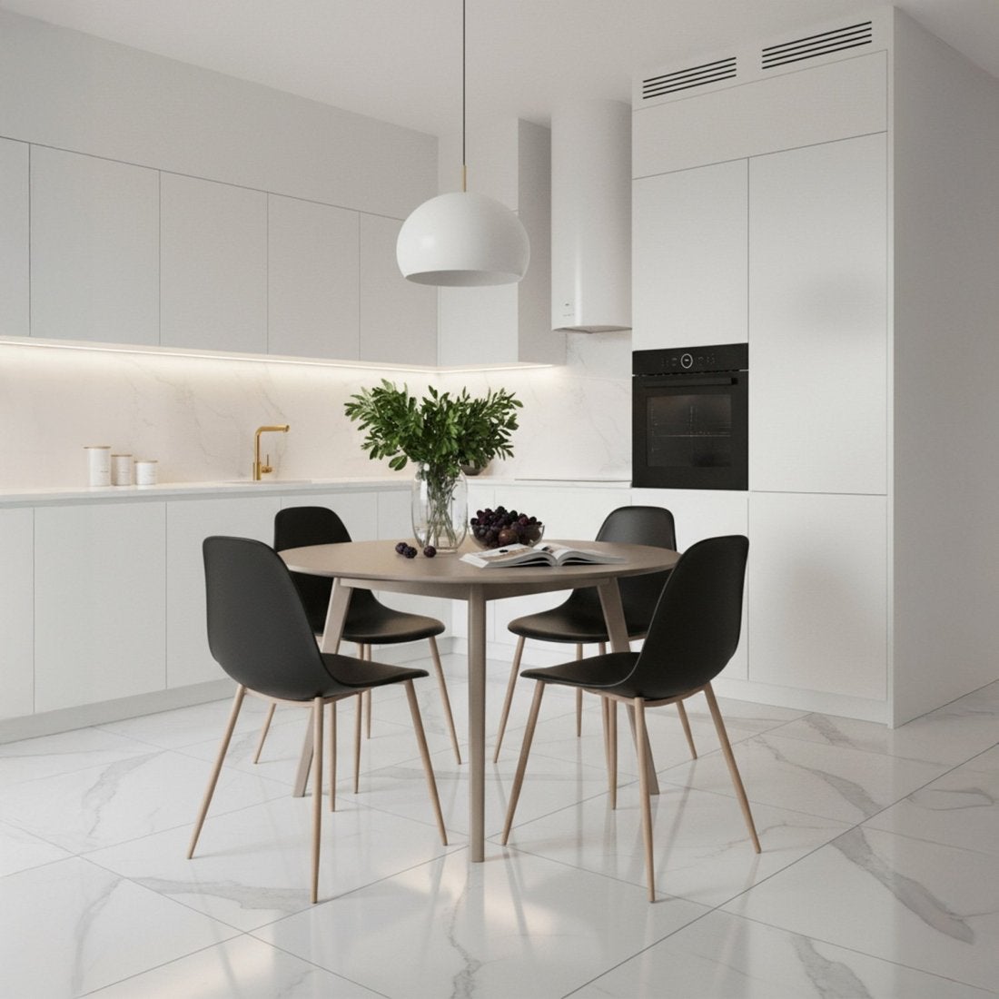 Sedia in polipropilene nera con gambe naturali Nina - 2