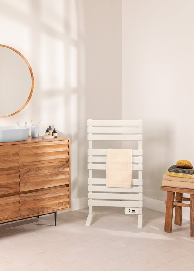 CREATE - WARM TOWEL - Toallero eléctrico de suelo o pared 500W