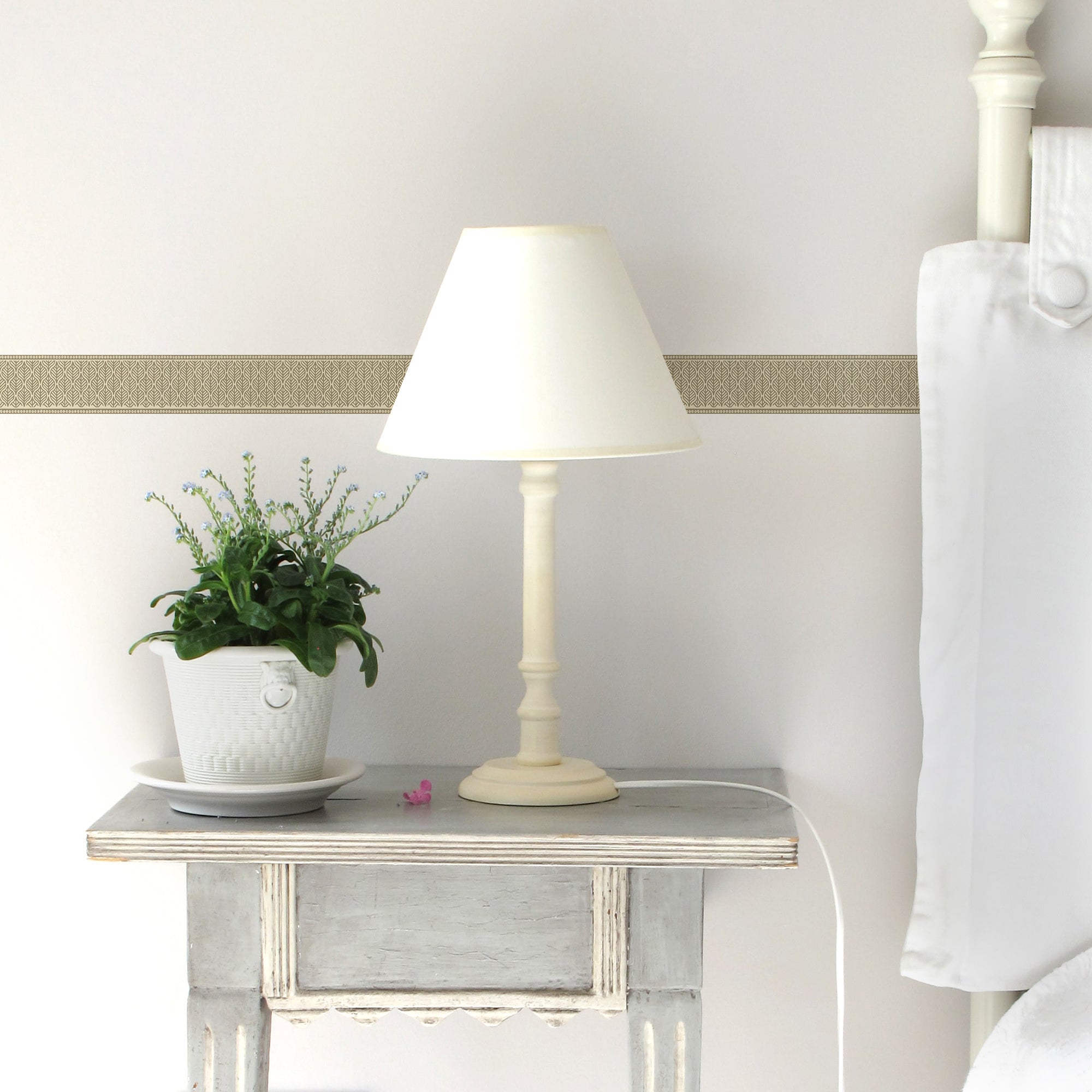 Frise adhésive décorative autocollante, baroques tons beige et marron clair chic, 5 cm X 300 cm - 3