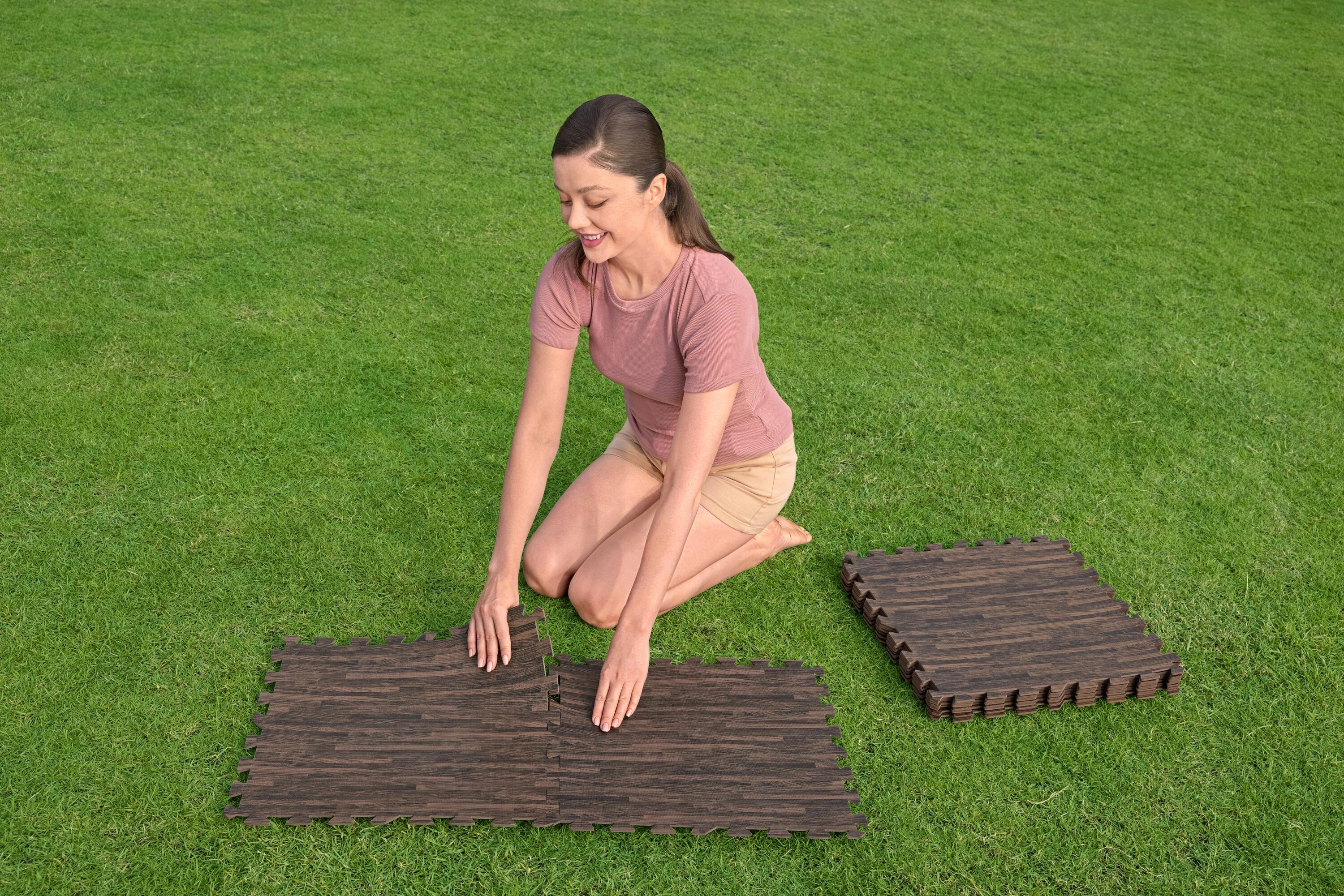 BESTWAY Tapis de sol effet bois pour piscine et spa 12 pièces 50 x 50 cm - 2