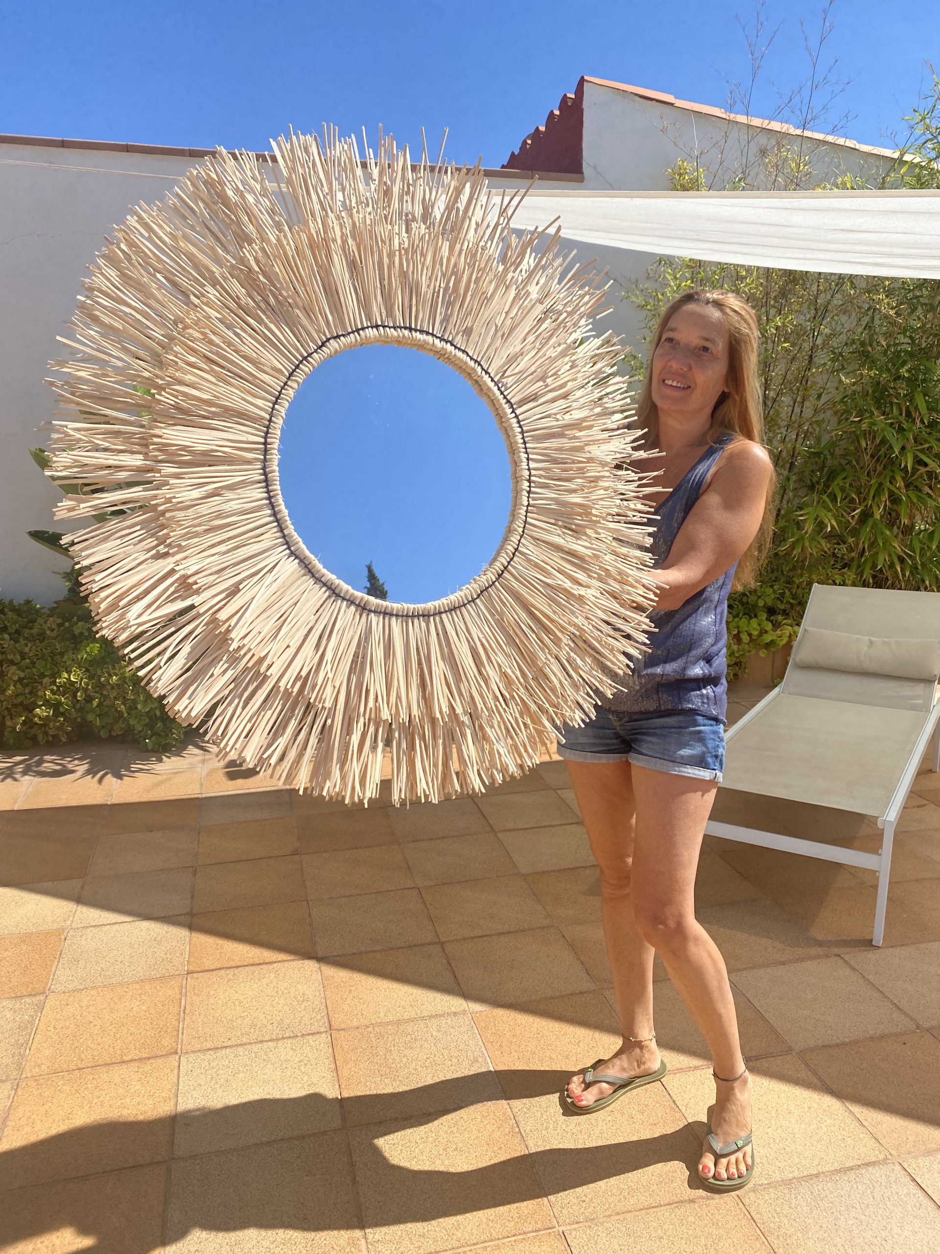 Okrągłe lustro dekoracyjne z naturalnych włókien i rafii - MIRROR CANCUN Ø całkowita 80 cm - 2