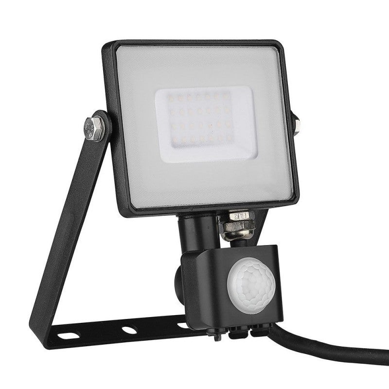 Reflektor LED Samsung Chip 30 W z czujnikiem ruchu i zmierzchu oraz ręcznym przełącznikiem blokującym, kolor czarny, 3000 K, IP65