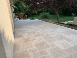 TRAVERTIN STANDARD LIGHT (1er choix light), pierre naturelle, Opus 4 formats EP 1,2cm intérieur/exterieure (carton de 0,74m2) - PATTOM Leroy Merlin Les bons plans des petits projets avant l'été