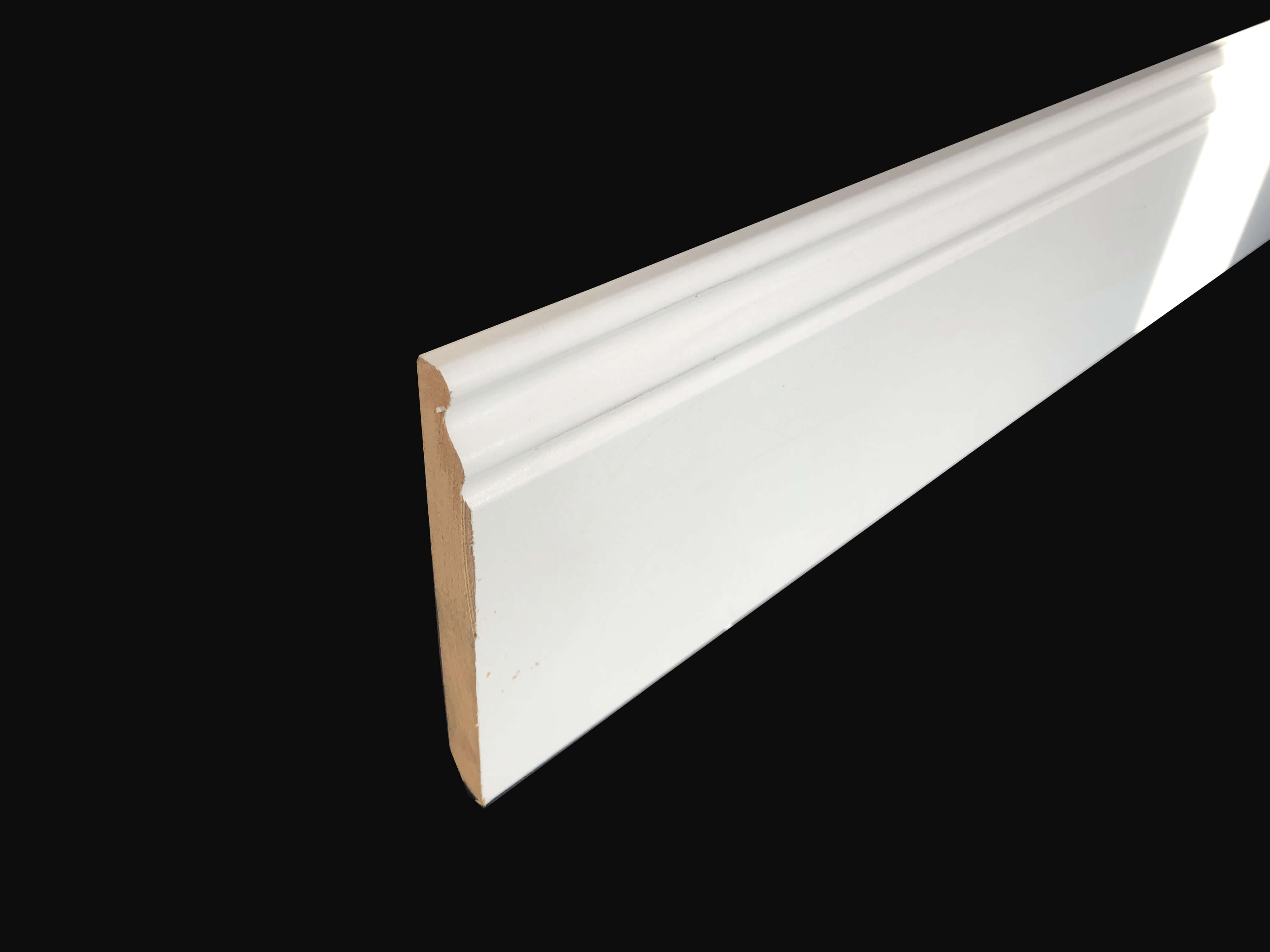 Plinthe mélaminée blanc - Moulurée - H. 15 x L. 220 cm, Ep 14 mm - 3