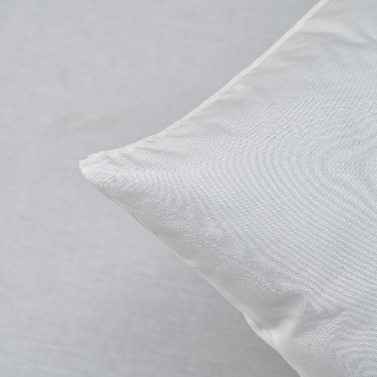 Lot de 2 oreillers moelleux Anti-acariens 60x60cm - 3