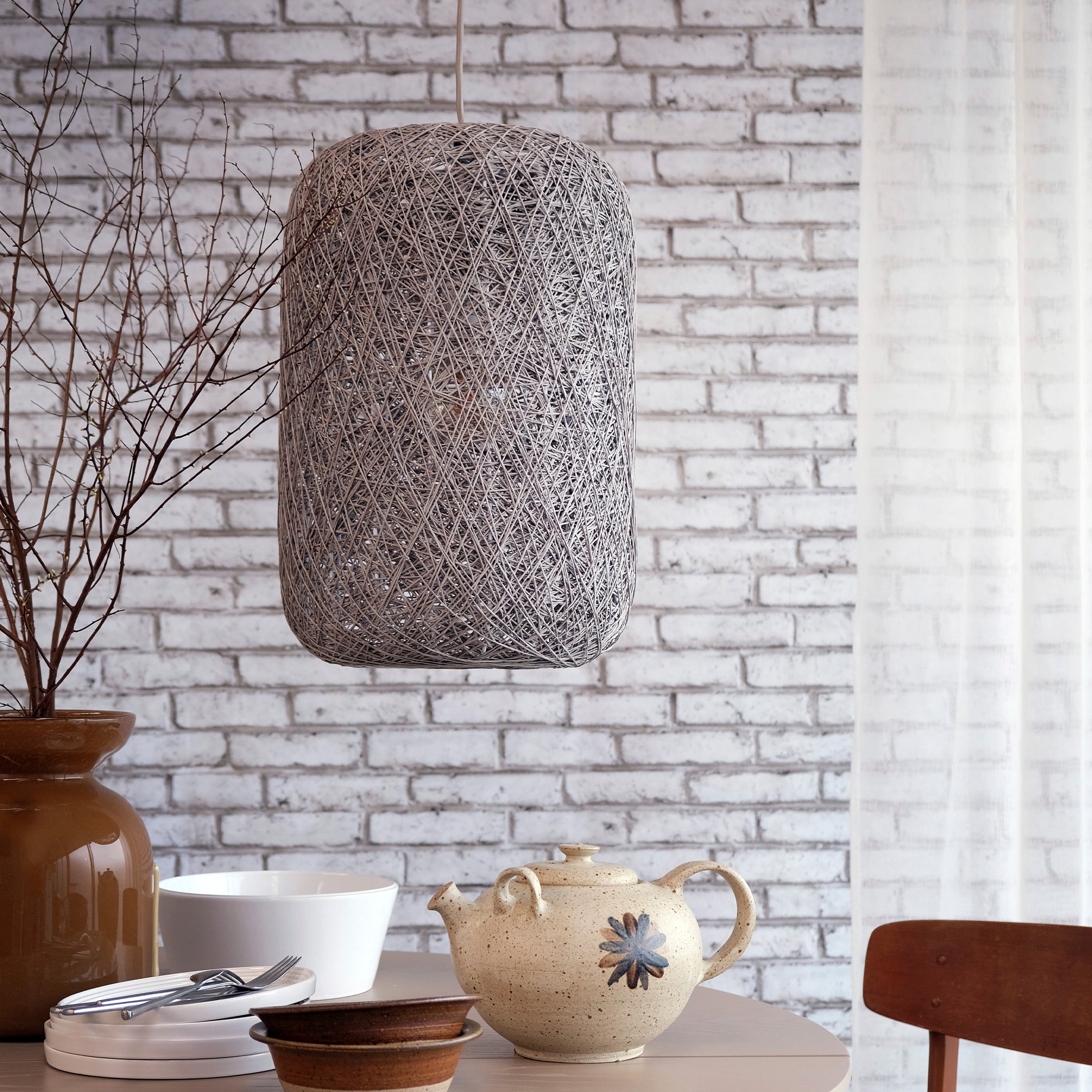 Suspension en papier filé et fil métallique gris, h 45 cm d 30 cm Spin - DYBERG LARSEN - 4