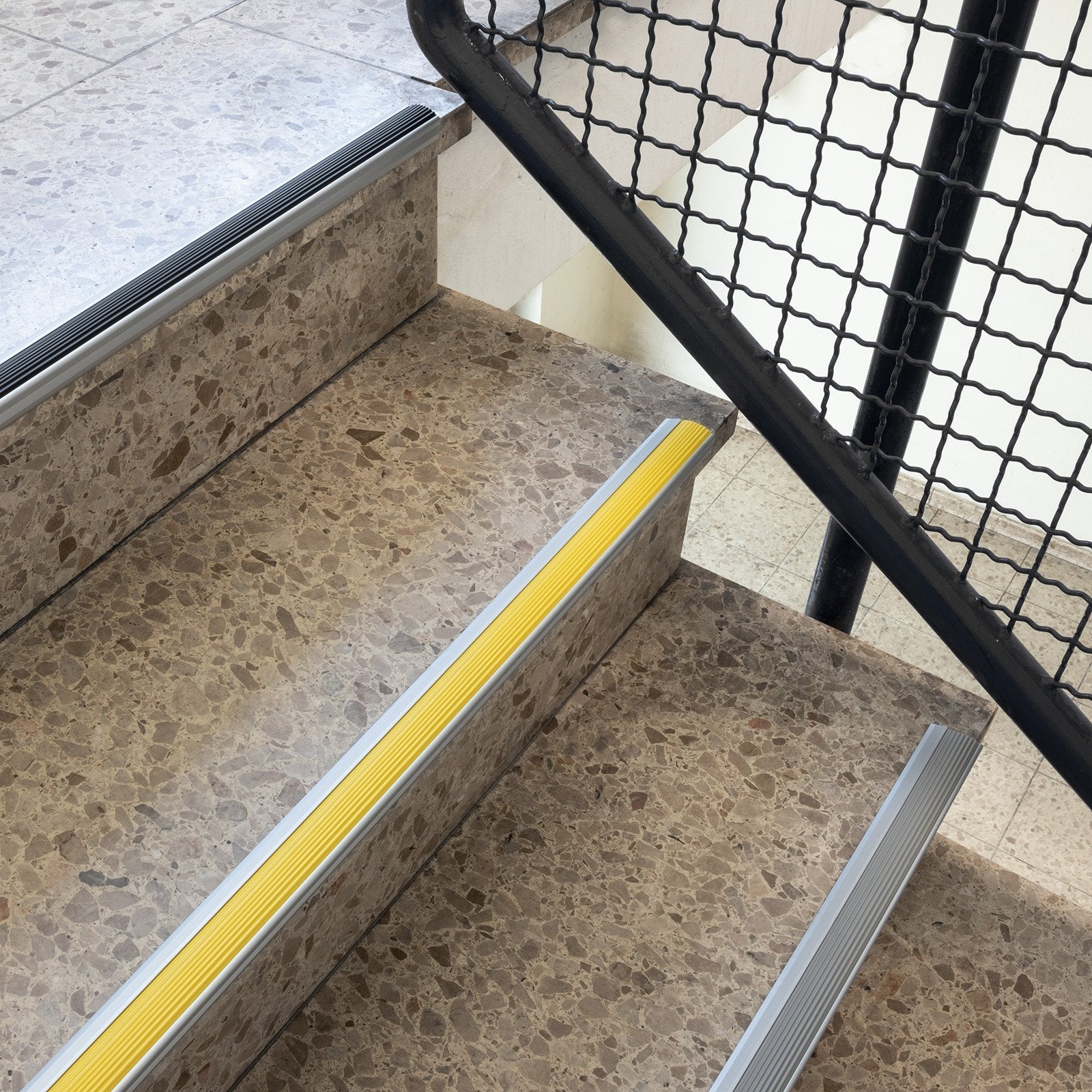 Seuil d'escalier Avec simple caoutchouc Power Grip Longueur: 90 cm Autocollant Jaune - 4