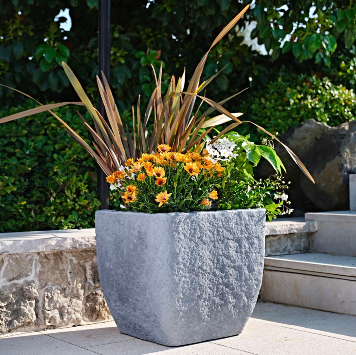 Stefanplast Fioriera Quadrata Italia 43 Cm – Stone Grey Effetto Legno – 30 Litri, Resistente Al Gelo E UV – Per Balcone E Giardino