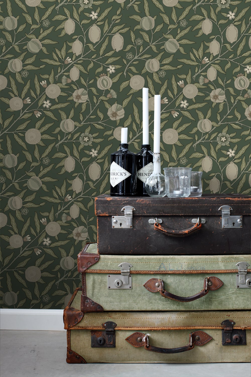 Papier peint des fruits et des feuilles exotiques vert foncé et taupe - 50 x 900 cm - ESTAhome - 4