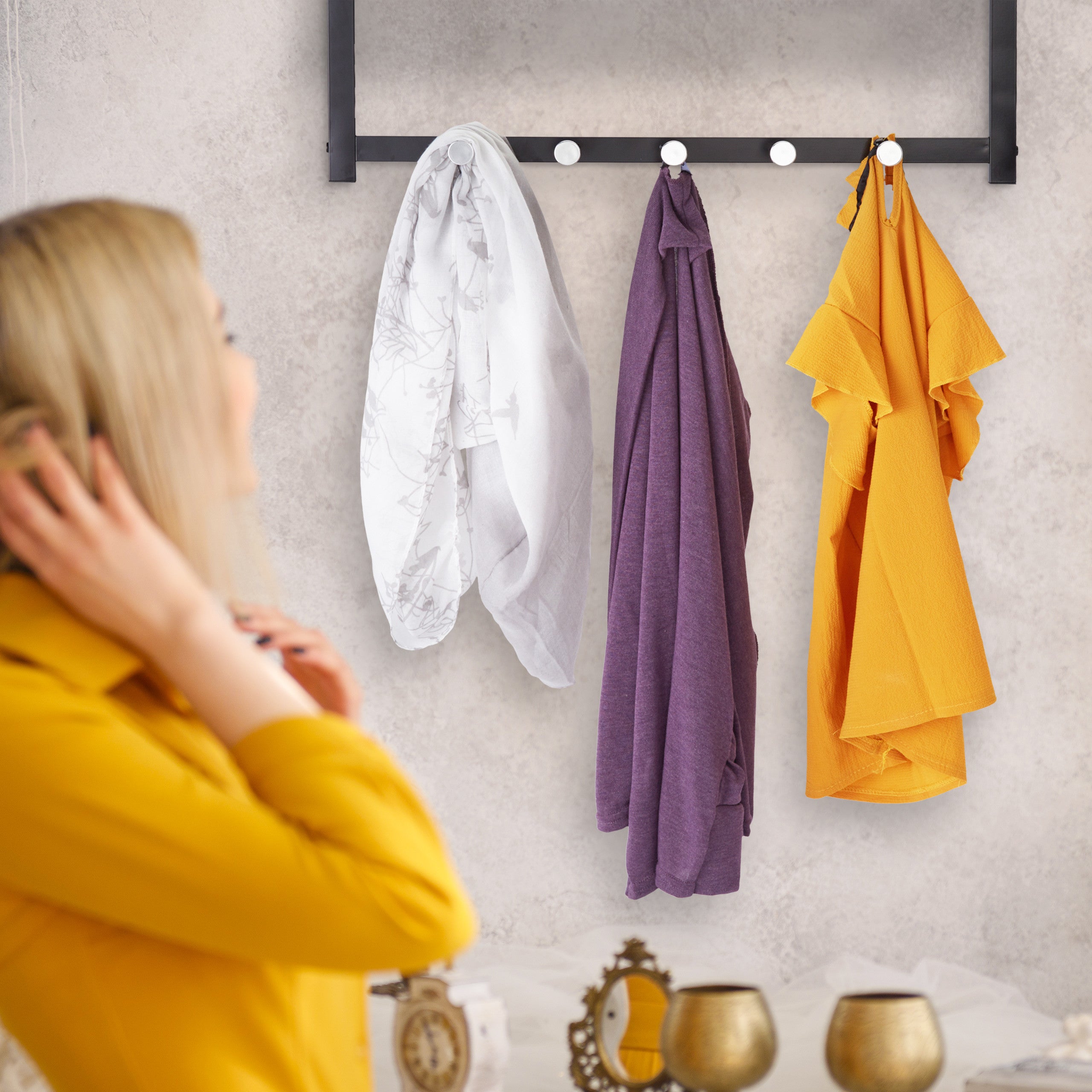 Porte-manteaux mural avec rangement, penderie à 5 patères, couloir & salle de bain, métal, 28x65x25 cm, noir, Relaxdays - 5