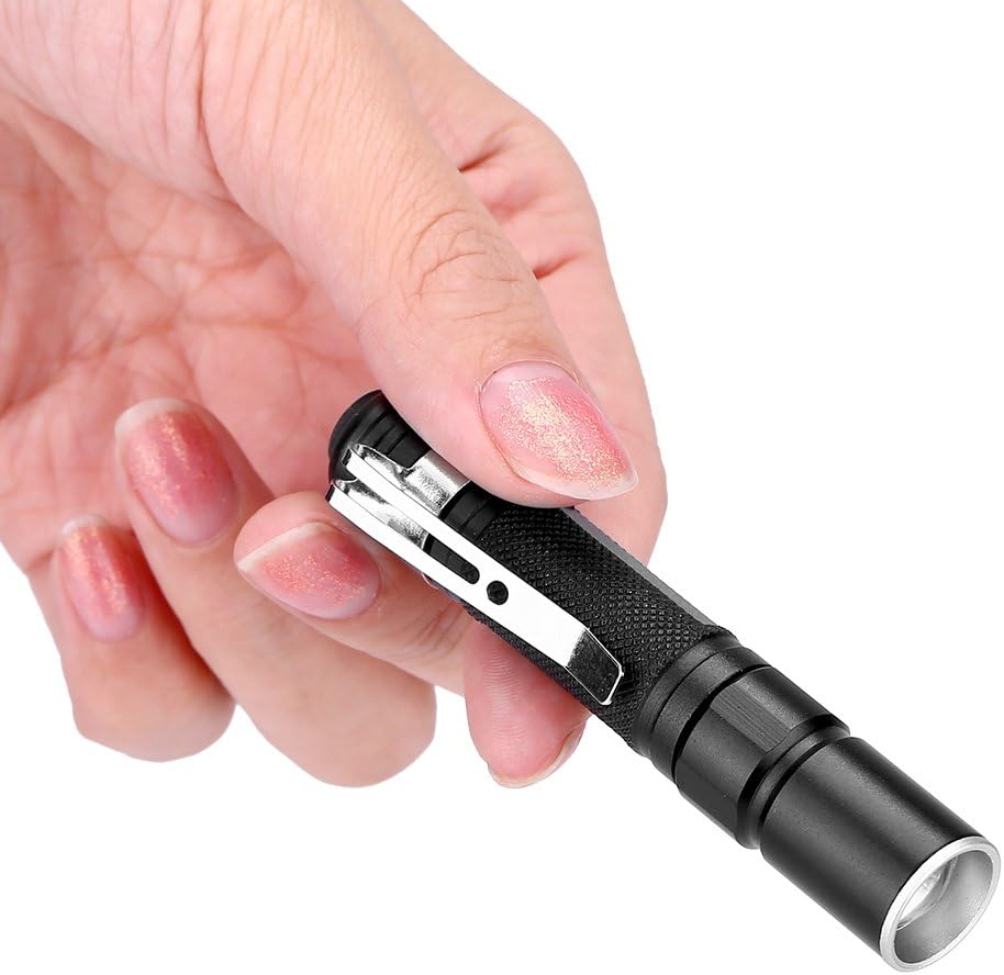 DONGTATA Lampe de poche monstre à trois yeux, mini portable, cinq modes, super lumineuse, rechargeable, étanche DONGTATA Lampe de poche monstre à trois yeux, mini portable, cinq modes, super lumineuse, rechargeable, étanche