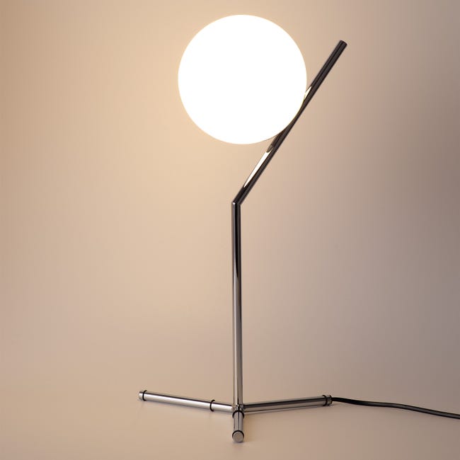 Lampada da tavolo LED wireless in rattan sintetico Melzu Lampada da tavolo LED wireless in rattan sintetico Melzu