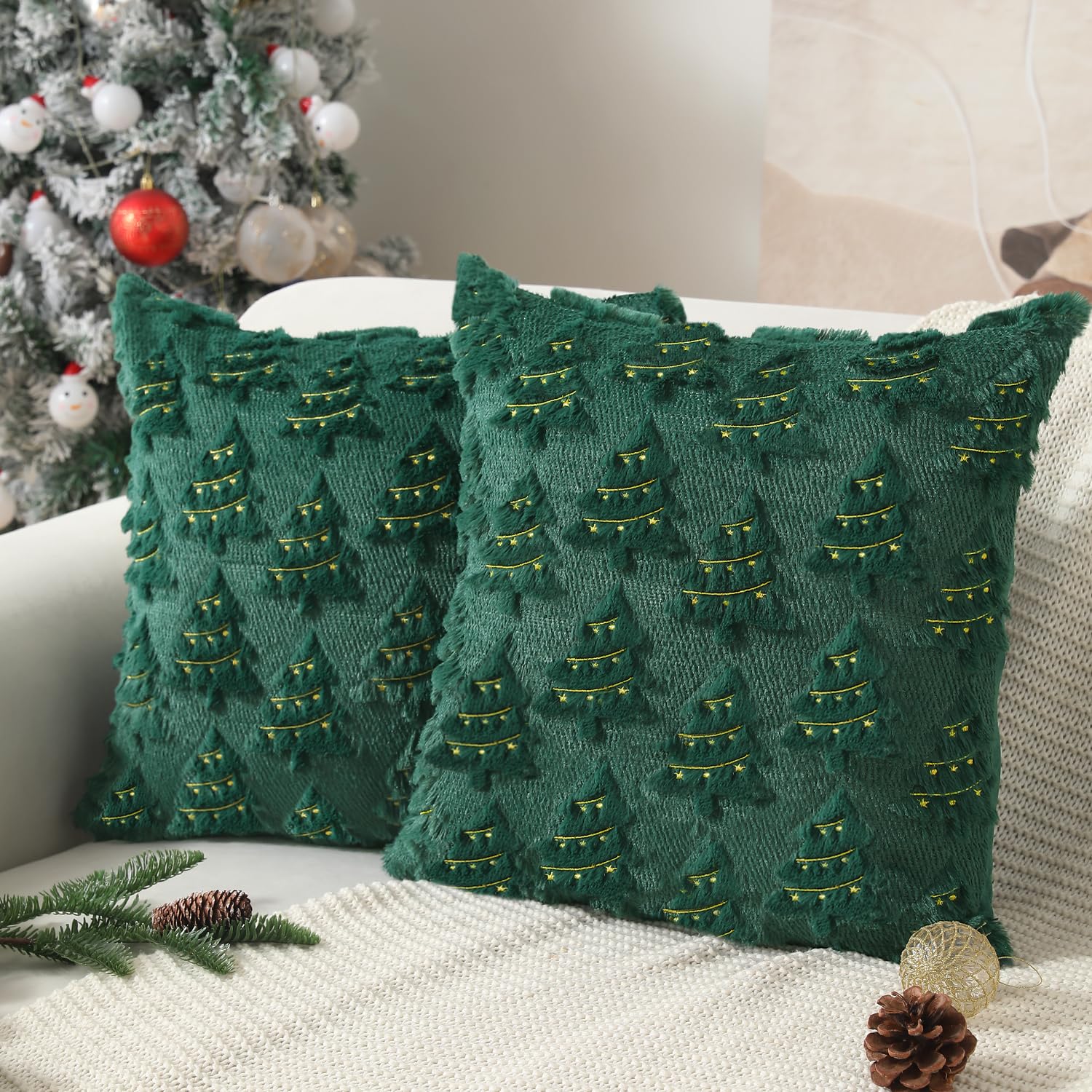 Juego de 2 fundas de almohada de árbol de navidad, decoraciones verdes, funda de cojín suave de piel sintética para vacaciones navideñas, 45 x 45 cm