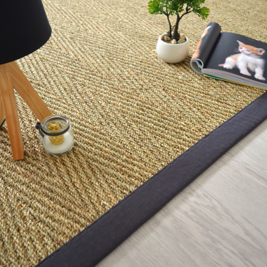 Tapis Jonc de mer - Assam chevron - Ganse coton anthracite - 250 x 350 cm