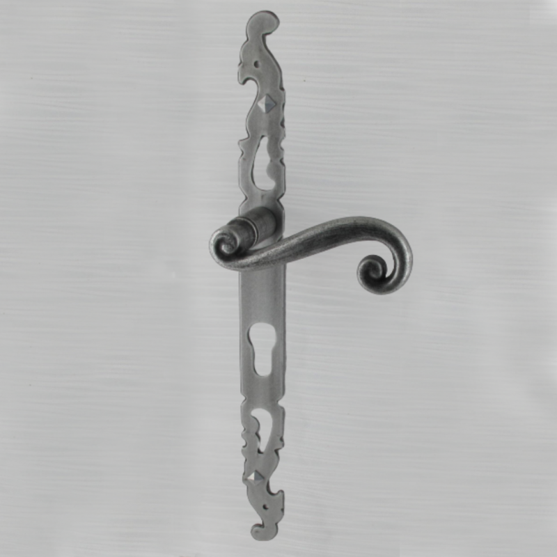 Artesano Iron Works Poignée de porte forgée à la main en fer forgé 10