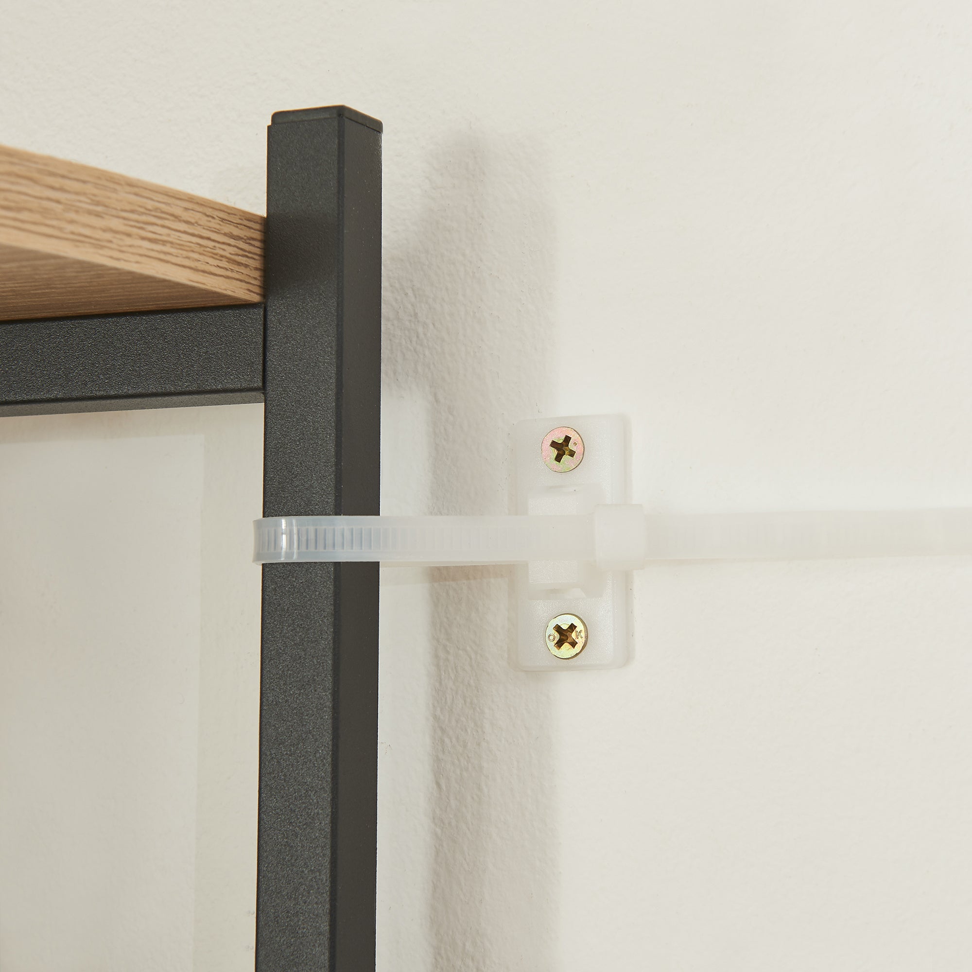 Étagère à plantes Ulfborg 6 niveaux 160 x 30 x 30 cm effet bois noir [en.casa] - 10