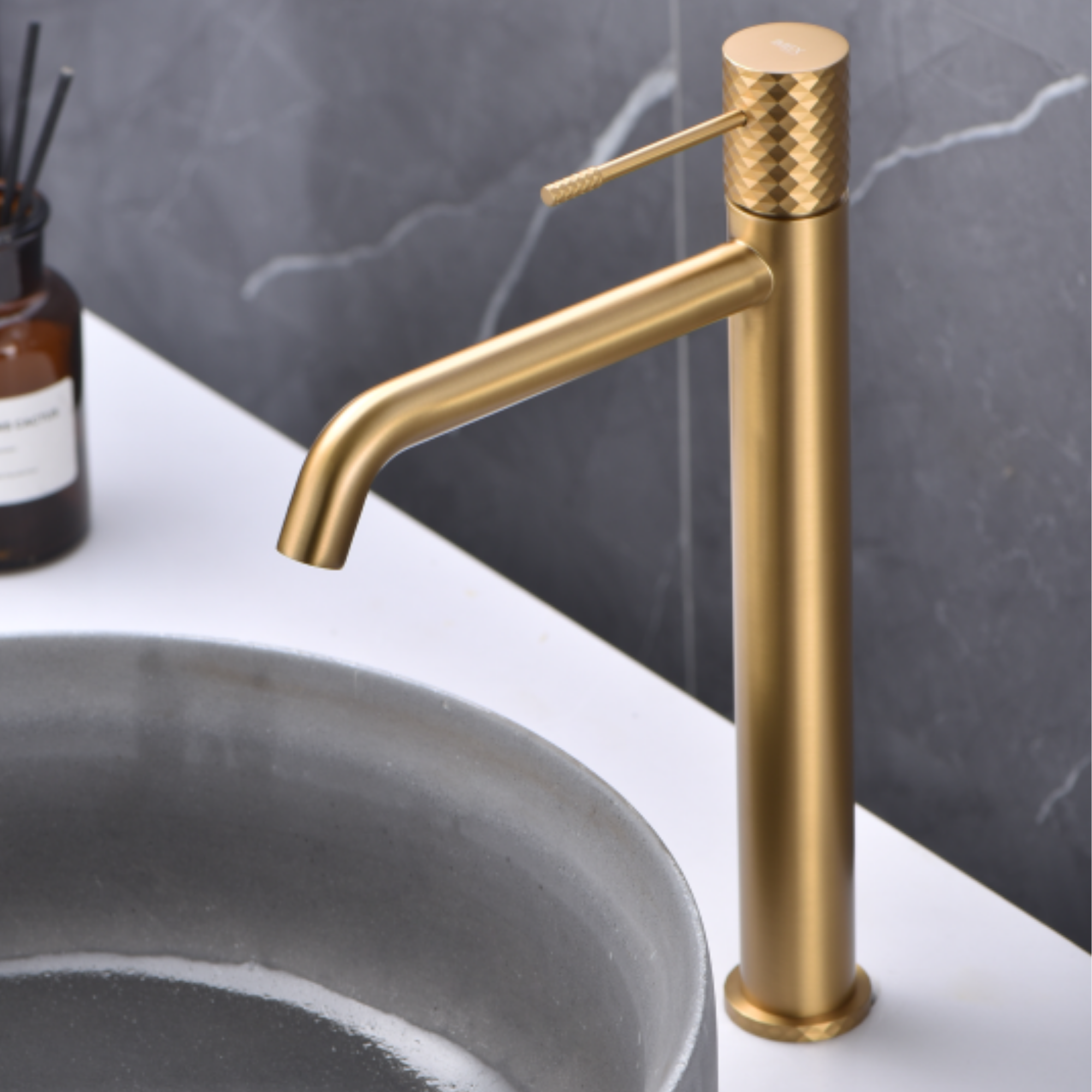 Rubinetto Lavabo Monocomando IMEX Serie Genova - Colore Nero Pistola Metallo - Miscelatore Da Soprapiano Con Risparmio Idrico - 5
