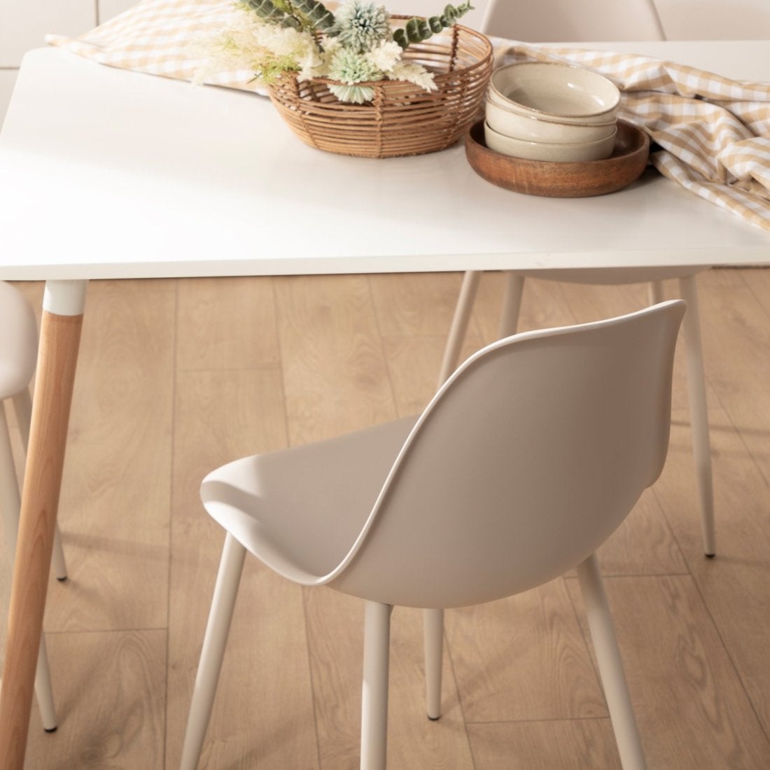 Chaise en polypropylène beige Nina - 9