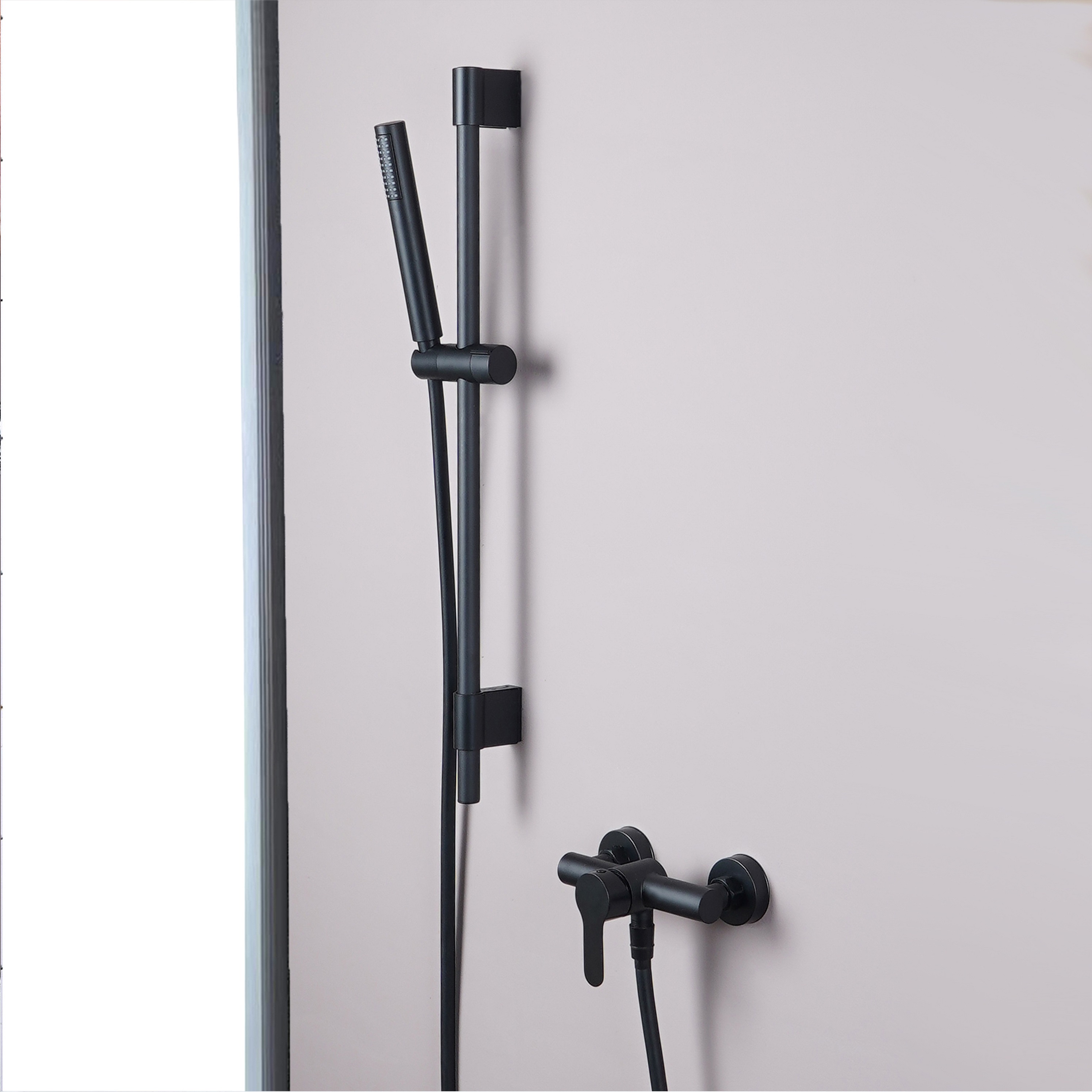 Barre de douche noire fixations ajustables hauteur 70 centimètres by Eurosanit - 6