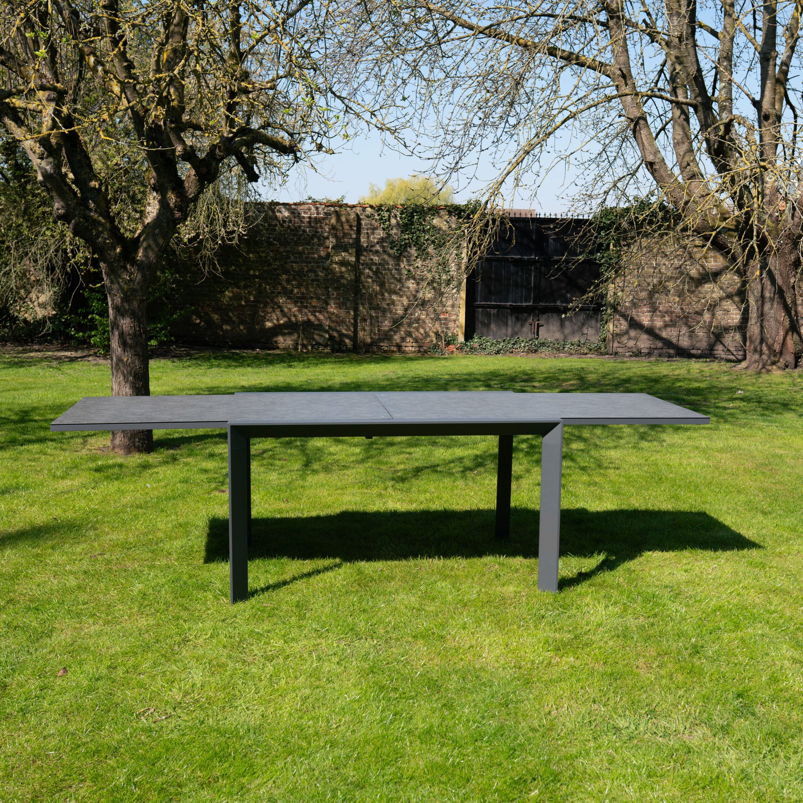 Table de jardin 6/10p en full aluminium Gris MODULO | Leroy Merlin