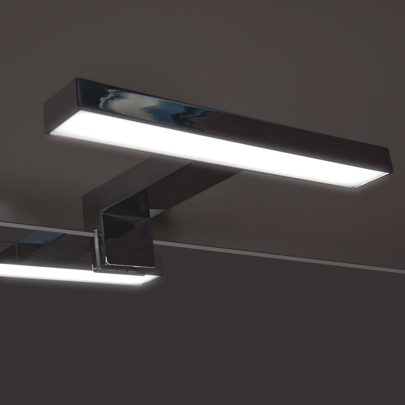 KAD - Miroir bord poli 60x80 cm avec lampe LED réversible - 2