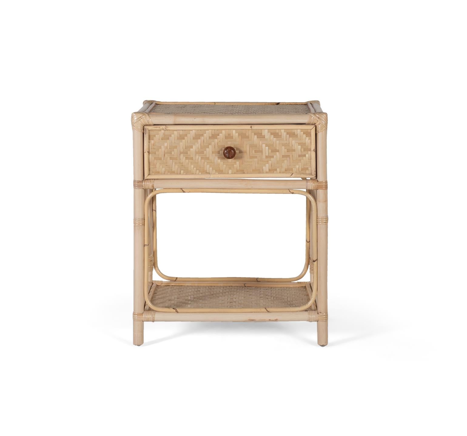 Stoliki nocne z naturalnego rattanu 50 cm w stylu śródziemnomorskim - 60x50x40 GYC