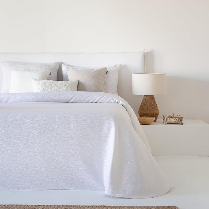 Colcha Verano Lisa mod. Trebol Color Blanco, Cama 180 - 5