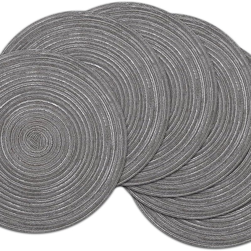 Zestaw 6 ciemnoszarych, zmywalnych, okrągłych podkładek pod talerze o średnicy 36 cm, tkanych z bawełny, odpornych na ciepło i antypoślizgowych