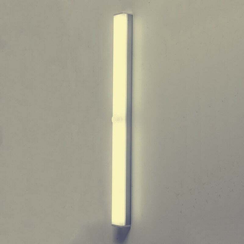 Barrette d'éclairage LED à détection de mouvements | Leroy Merlin