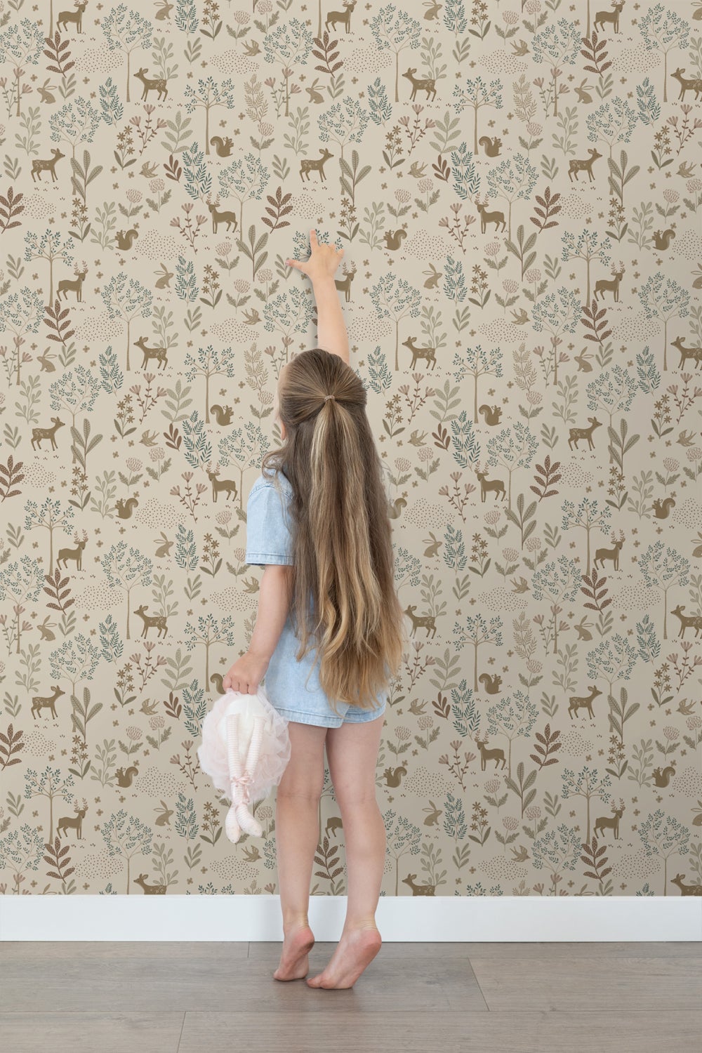 Papier peint forêt avec des animaux de la forêt beige et vert - 53 cm x 10.05 m - ESTAhome - 8