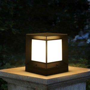 Lampada Solare Per Pali 4 Pezzi – 3 Colori E 2 Livelli Di Luminosità, 10x10 Cm, Impermeabile, Per Recinzione, Terrazzo E Giardino
