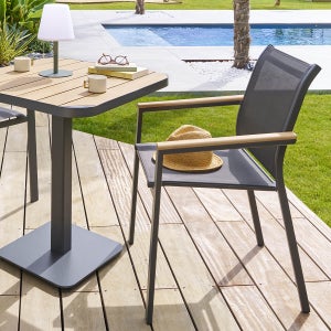 Fauteuil de jardin empilable Essentia anthracite & graphite en aluminium traité en epoxy Hespéride - Gamm vert Fauteuil de jardin empilable Essentia anthracite & graphite en aluminium traité en epoxy Hespéride - Gamm vert