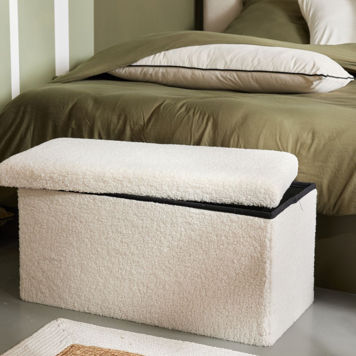 Banc coffre en tissu bouclette MATCHA - 2