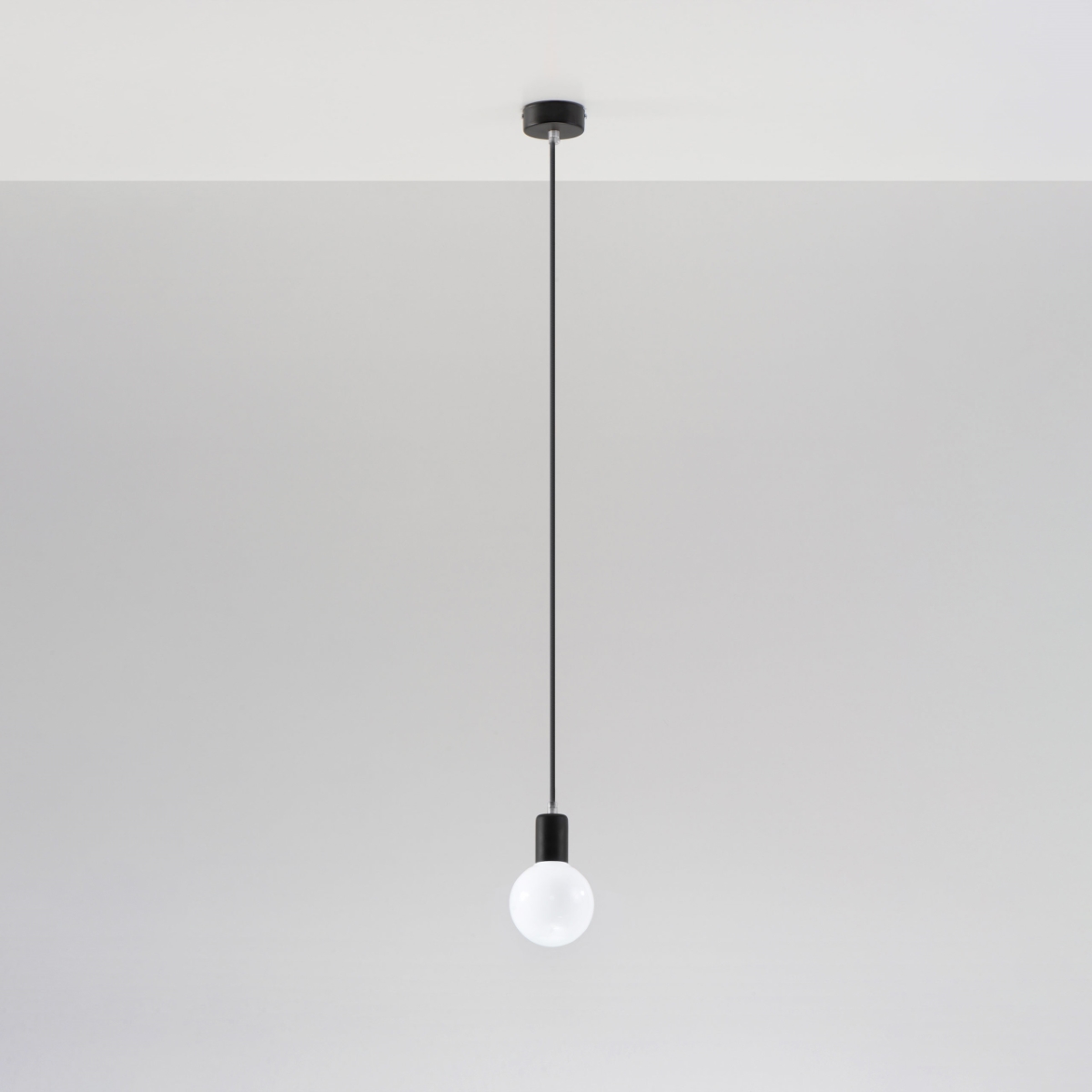 Lampa wisząca SPEIS czarna LED 4000K - 8x8x106cm Sollux