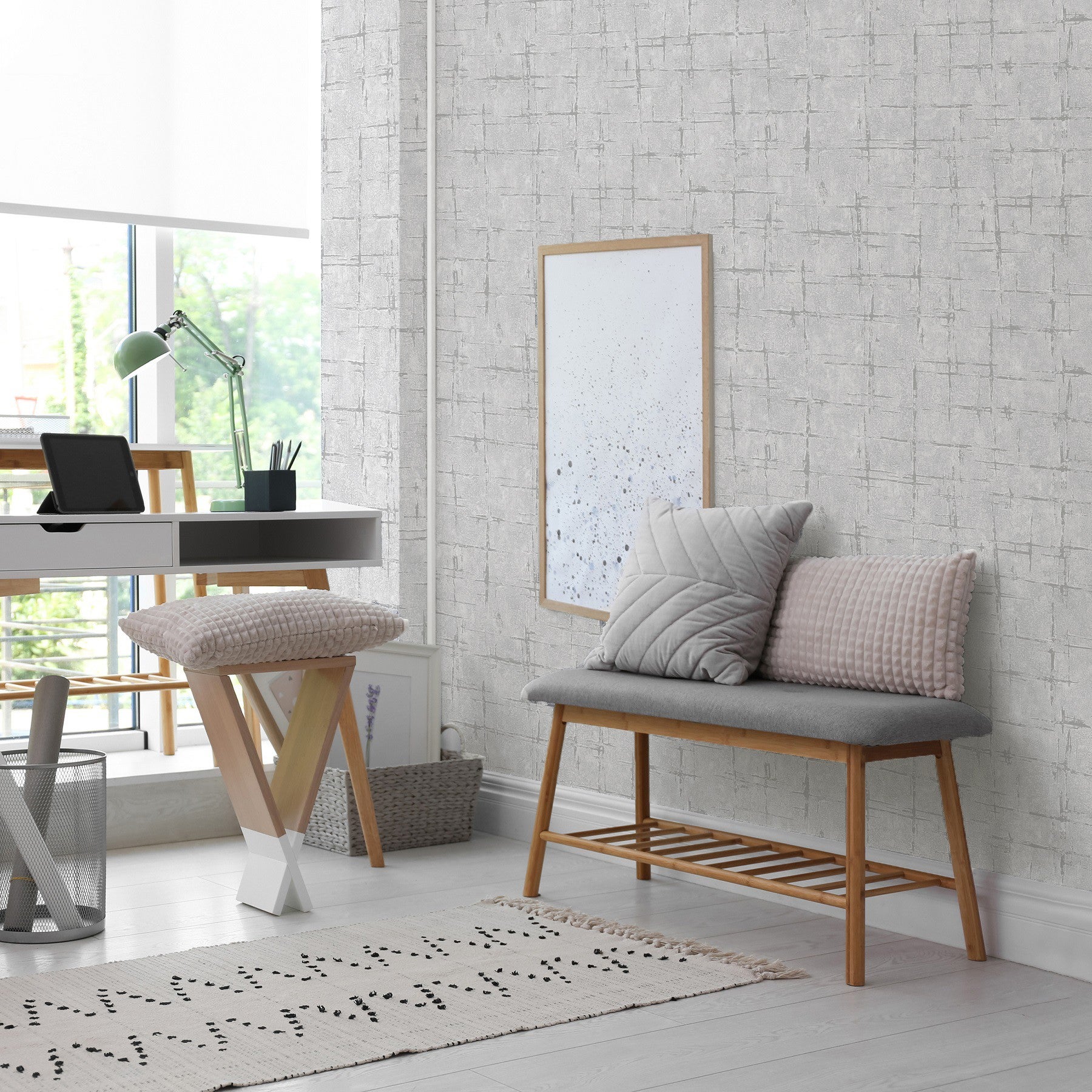 Papel pintado vinílico moderno gris claro con textura y toques metalizados - moma lines 679145 de gaulan - rollo de 10 m x 1,06 m