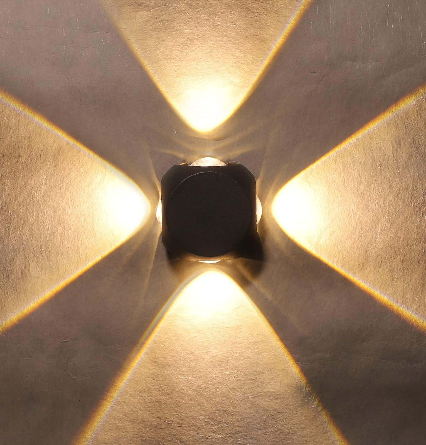 4-drożny kinkiet LED ze splitterem, barwa ciepła biała, obudowa z aluminium odporna na deszcz i wstrząsy, IP-65