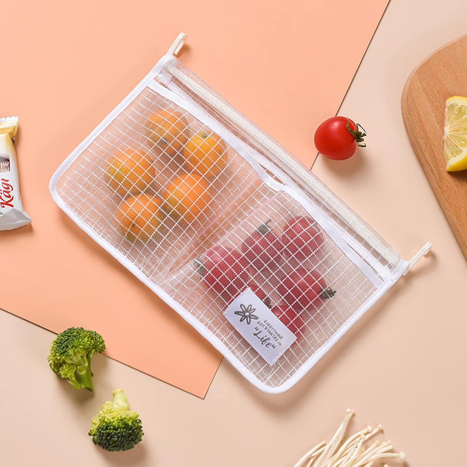 Bolsa de malla para almacenamiento, organizador para refrigerador, colgante, con doble compartimento, para montar en la pared. - 3