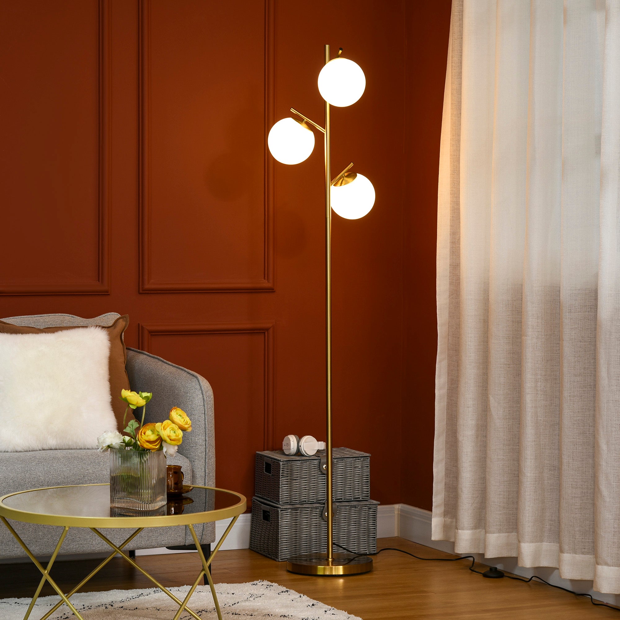 Lampadaire sur pied - HOMCOM - salon métal doré 3 abat-jours globe blanc verre dépoli - métal - Ø 27x169cm - doré - 2