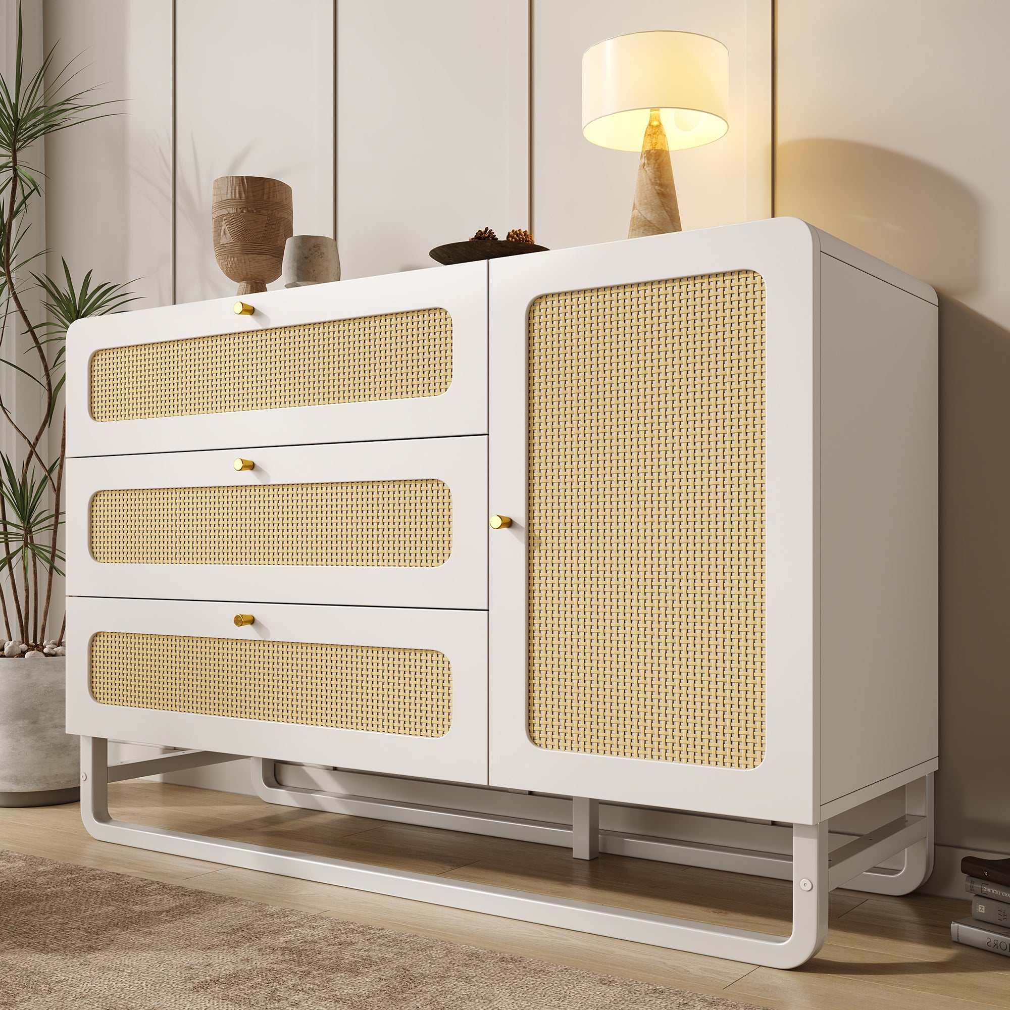 Komoda z 3 szufladami i 1 drzwiami rattanowymi - 120 x 85 x 40 cm - MDF + Metal - Regulowane półki - Biała